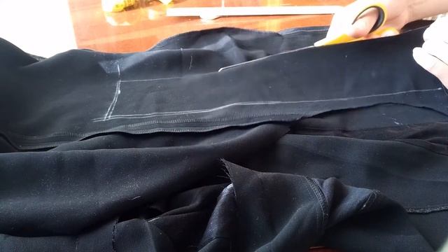 Как сшить сарафан из юбки. How to sew a sundress from a skirt. смотреть онлайн