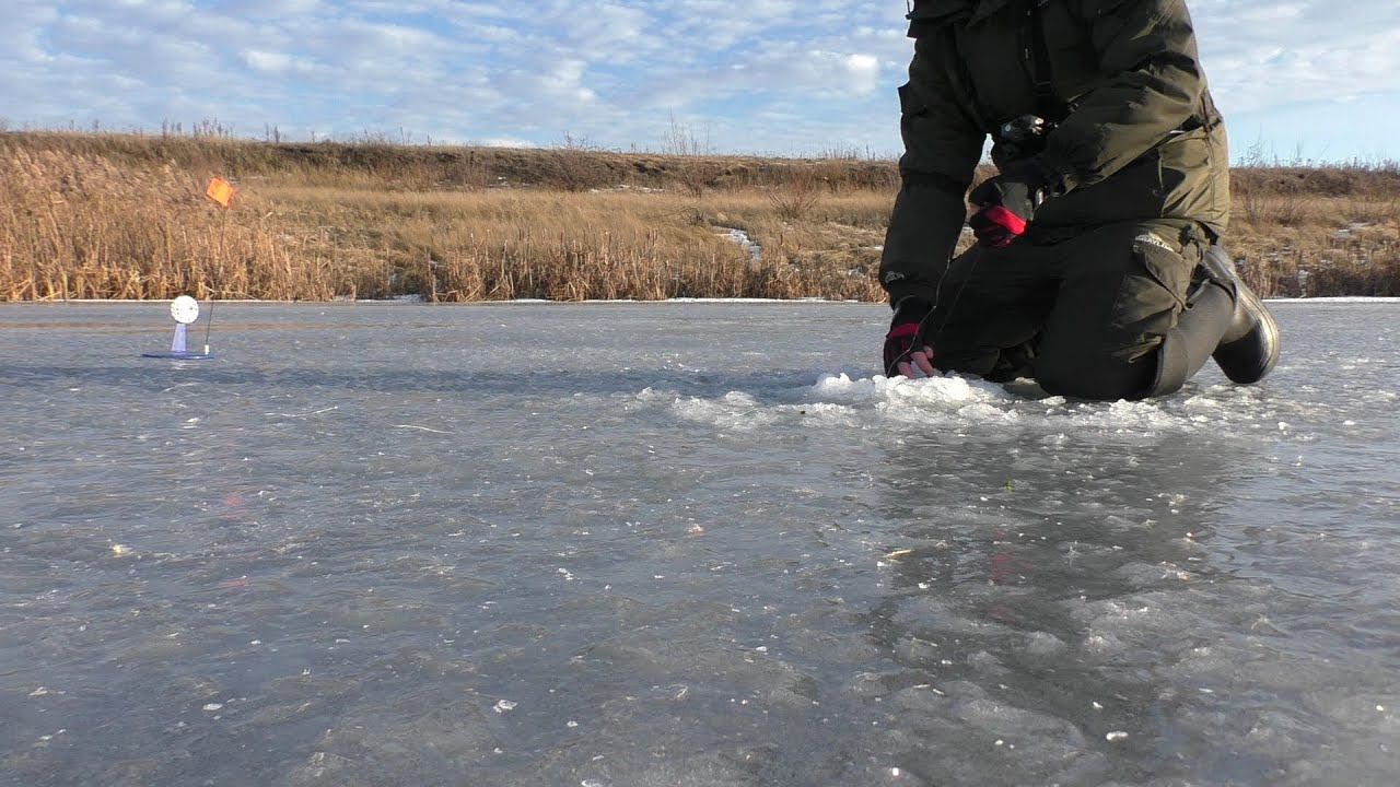 Щука на жерлицы, Карась на мотыль. Зимняя Рыбалка 2020