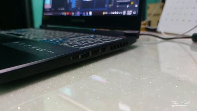 Acer Predator Helios 300 Laptop Review 2021 смотреть онлайн