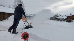 Снегоуборщик DENZEL ESB-460 2000 Вт