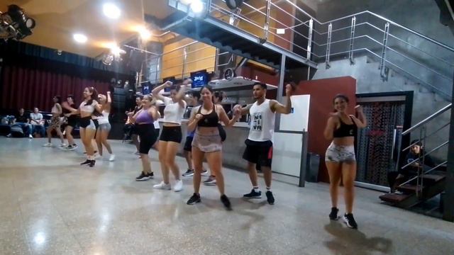 Parabens - Pabllo Vittar// Coreografía Fit Dance смотреть онлайн