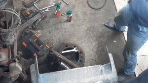 меняем шкворня на ман ЭВАКУАТОР 8 ТОНН