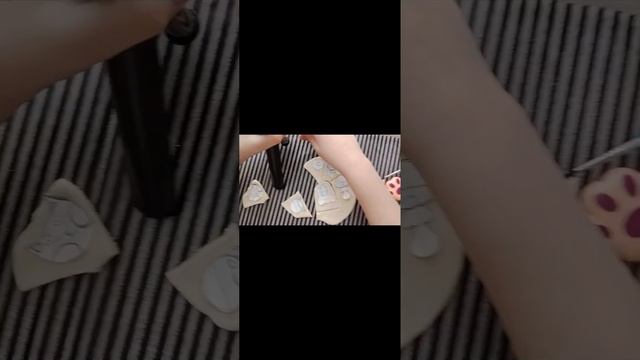 Пытаюсь сделать ТАРЕЛОЧКИ и ЗНАЧКИ? из СОЛЕНОГО ТЕСТА | PART 1 | #clayart | by •autumn_frog•? смотреть онлайн