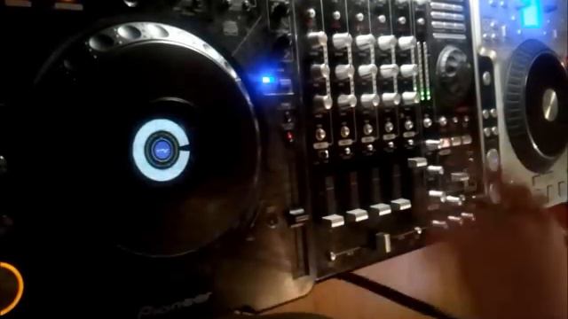 [House Bangers 2011] Fifteen minute mixtape by Daniel Sticious - Tutorial Video смотреть онлайн