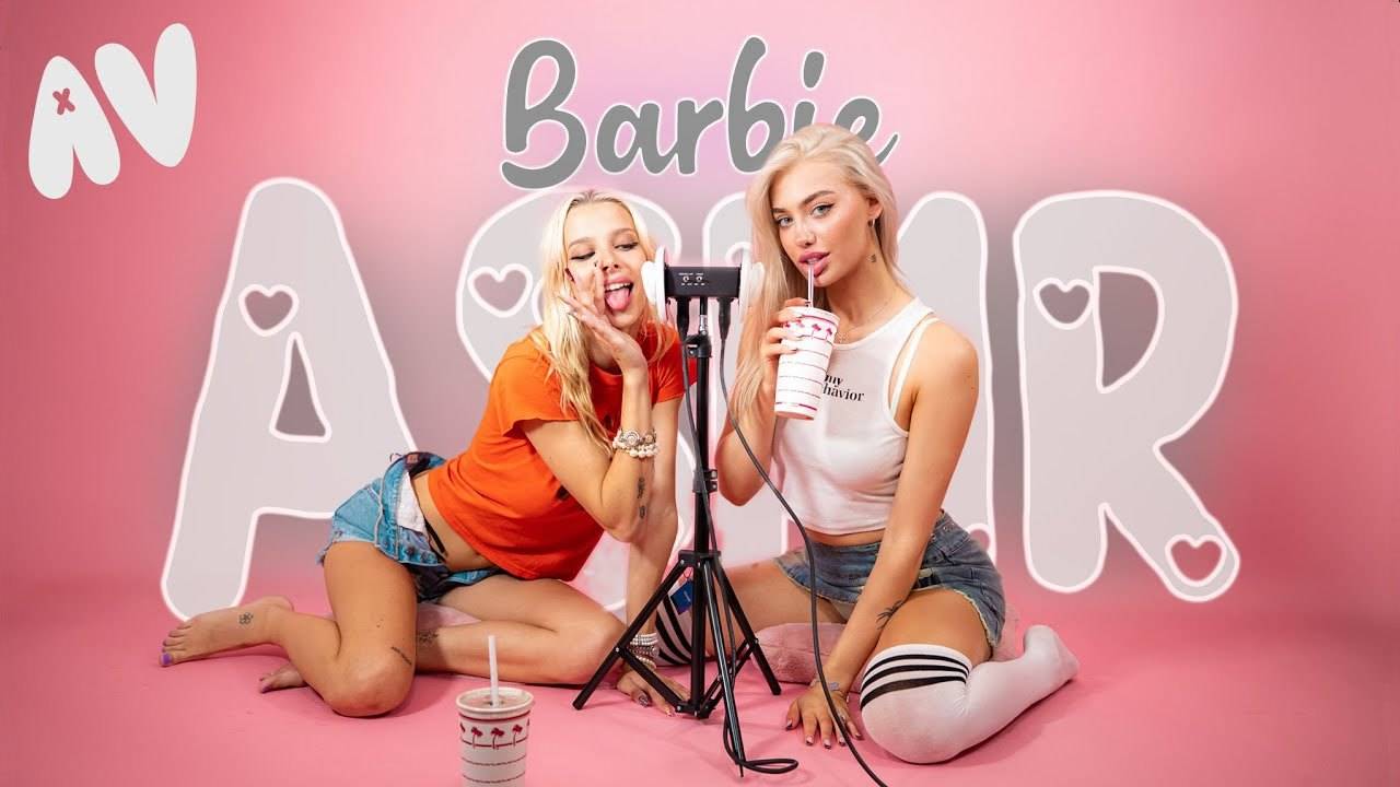 💖 Aleksandra ASMR ~ АСМР две куклы Барби целуют твои уши смотреть онлайн