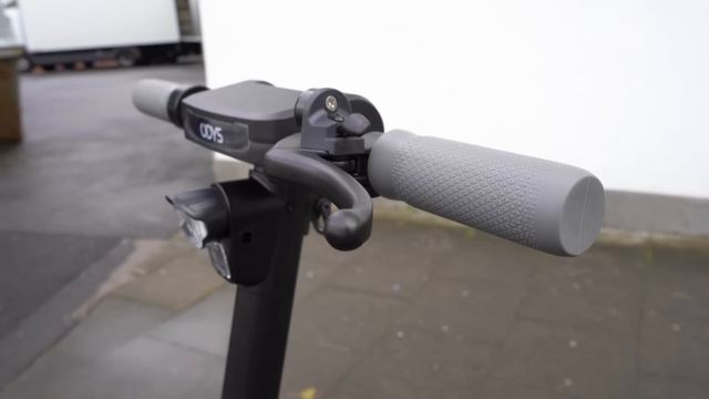 E-Scooter mit 100 km Reichweite?! Odys NEO e100 im Test смотреть онлайн