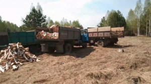 вытаскиваем зил 131 на газ 66 и зил 130