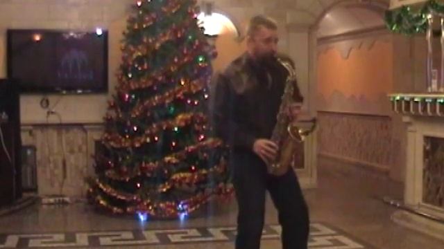 Jingle Bells ( 2 года и 8 месяцев занятий на саксофоне).Мультиинструменталист Олег Переверзев. смотреть онлайн