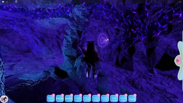 EXPLORING THE SECRET DIAMOND BEACH CAVE… | ROYALE HIGH SECRETS (SUMMER REALM UPDATE 2021) смотреть онлайн