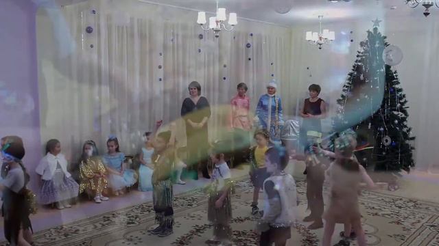 Интерактивный новогодний спектакль "Конек Горбунок приносит счастье" смотреть онлайн
