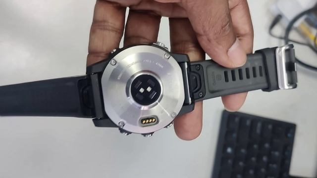 GARMIN FENIX 7 Standard Edition Silver With Graphite Band Smartwatch. #fitnessgoals #fenix7 #garmin