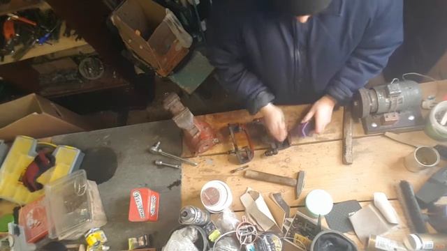 Замена тормозных дисков и колодок на Toyota Levin ae101/100 смотреть онлайн