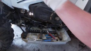 Прокачка тормоза на CF X 8