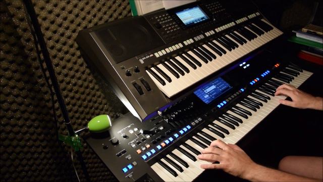 CHARADE (HENRY MANCINI) - ROBERTO ZEOLLA ON YAMAHA GENOS смотреть онлайн