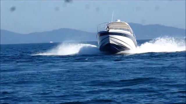 Essai D'un Four Winns 348 - 2 X 260 CV VOLVO D4