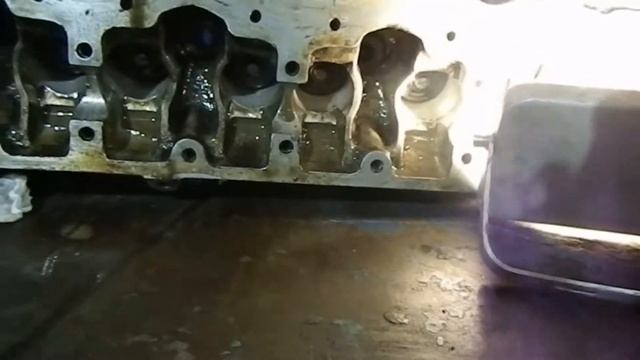 Сгнила пробка в гбц ваз 16 кл двигатель, тосол попал в масло. Что делать и устранение! смотреть онлайн