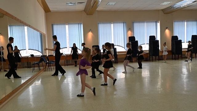 Мастер-класс по Ча-ча-ча, клуб Мерц 27 апреля смотреть онлайн