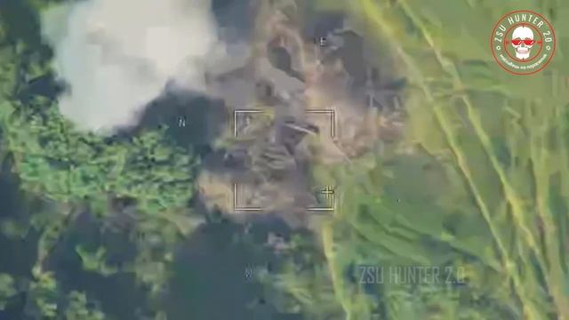 Динамичное поражение артиллерийского орудия ВСУ на запорожском направлении⚡️
"Ланцет" пробил засохши смотреть онлайн