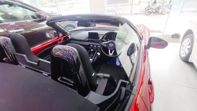 Mazda ROADESTER/The Best Roadster Two Seater #mazda #mazdaroadster #subscribe #youtube #mx5