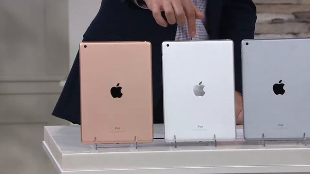 All-New 2018 Apple iPad 9.7" 32GB Wi-Fi Tablet with Accessories on QVC смотреть онлайн