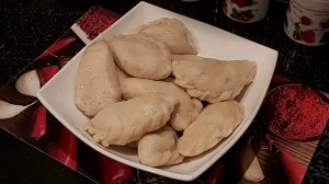 Пышные вареники на кефире с картошкой