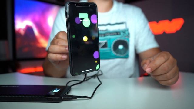 Pitaka: I found my favorite thin magnetic case & wireless car charger mount - For real! смотреть онлайн