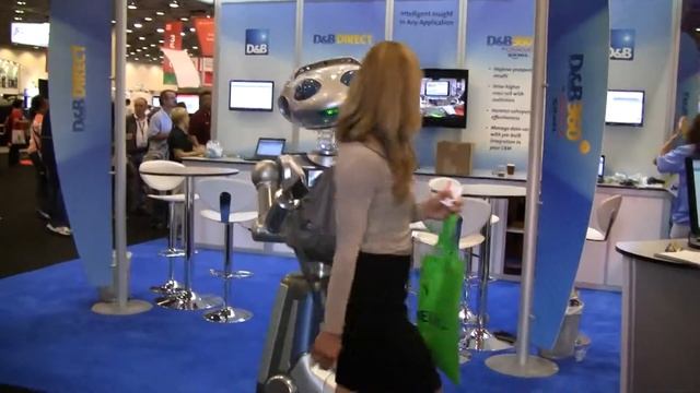 Робот загрустил. Оракл- 2013 смотреть онлайн