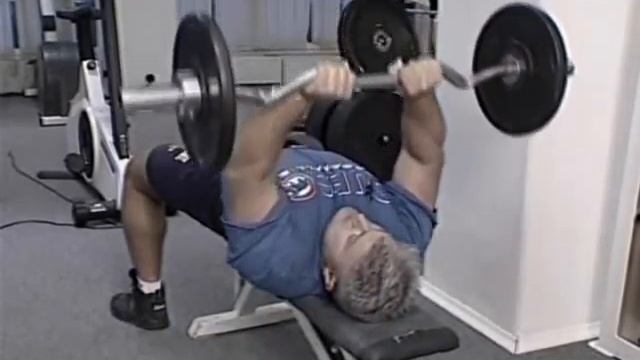 французский жим лежа для трицепсов смотреть онлайн