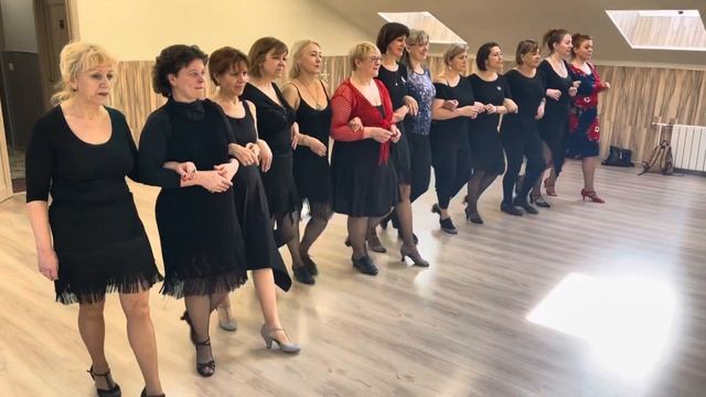 Соло-латина 35+. С нуля. Школа танцев "Танцевальная галерея". 2023 смотреть онлайн