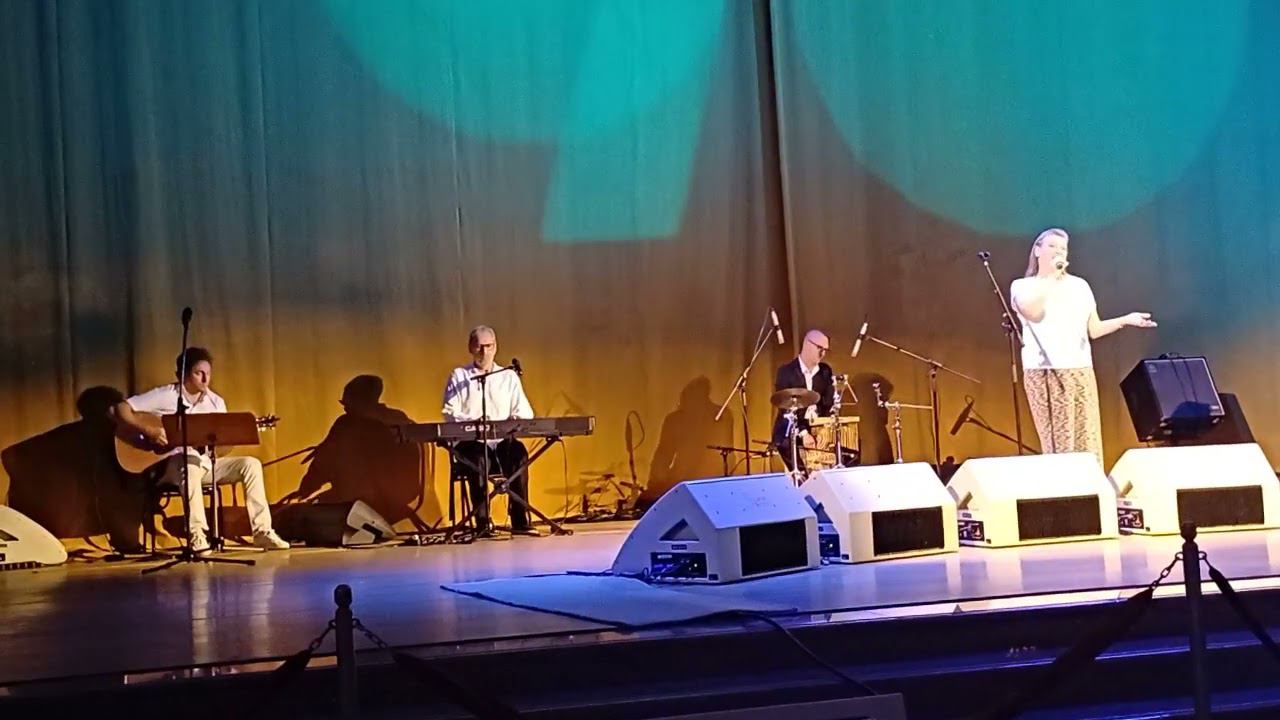 Галина Хомчик "Улетаем" Концерт посвящённый 90-летию Юрия Визбора 20.06.2024 смотреть онлайн