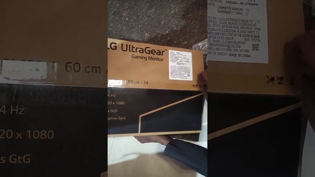 Unboxing LG Ultragear Gaming Monitor смотреть онлайн