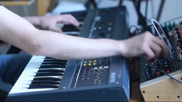 Behringer Model D & Ensoniq ESQ-1. No Talking смотреть онлайн