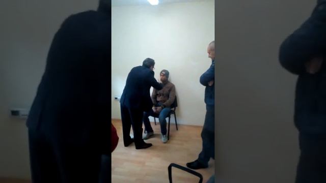 KRESHNIK BEQIRAJ - ALBERT ZEKAJ Detyrohet te marri ceshtjen mbi siper nga punonjesi O.P.GJ-SE FIER смотреть онлайн