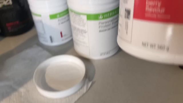 How To Make Herbalife Formula 1 Shake - 3 Different Flavours смотреть онлайн