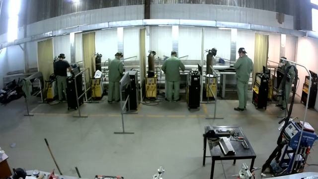 Демонстрационный экзамен по компетенции "КУЗОВНОЙ РЕМОНТ" ГБПОУ СТИСП ДЕНЬ С1 смотреть онлайн