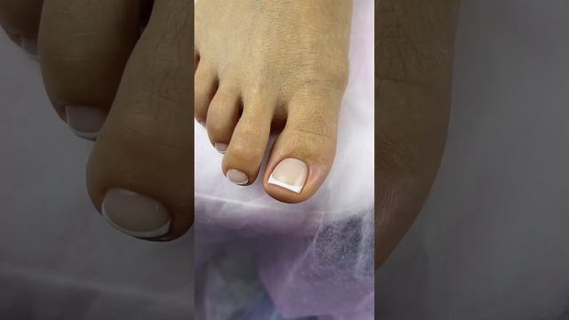 Самый редкий дизайн на ногах. Френч. #френч #педикюр #гельлак #ногти #ногтимосква смотреть онлайн