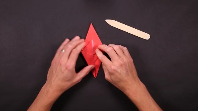 Fold Your Own Star Wars X-Wing Ship: Origami How-To смотреть онлайн