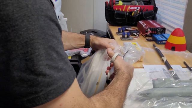 AeroFoam Red Blitz L-39 Albatros 105mm V2 RC EDF Jet PNP - Unboxing from Banana Hobby смотреть онлайн