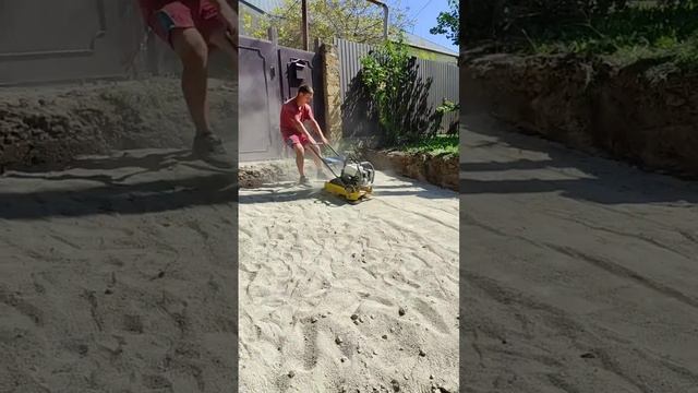 Работа виброплиты Wacker Neuson WP 1550А (90 кг) по щебню на наклонной плоскости смотреть онлайн