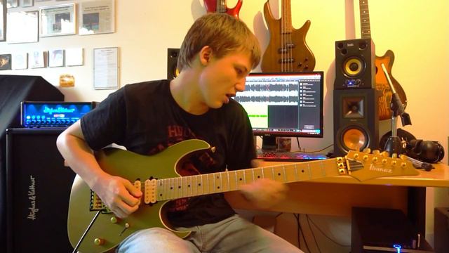 Dustin Tomsen - Playing my favourite part of Allan Holdsworth "Funnels" смотреть онлайн