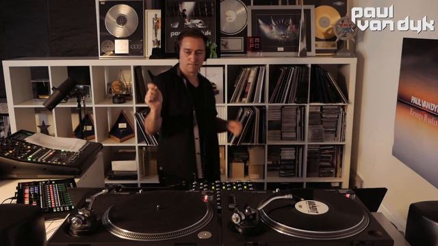 Paul van Dyk's Sunday Sessions #16 смотреть онлайн