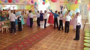 Ты постой ,моё детство .