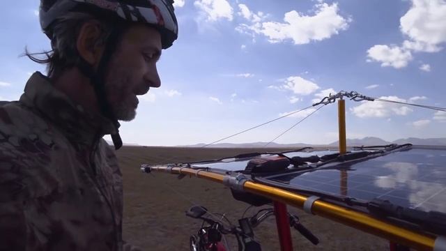 ? Кыргызстан #4. Вокруг озера Сонкель на солнечном электролигераде смотреть онлайн