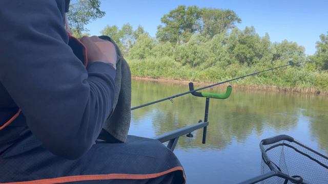 Рыбалка на фидер в Июне. смотреть онлайн