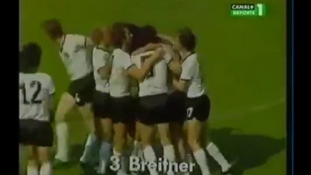 Paul Breitner (Alemanhã Ocidental) - 26/06/1974 - Iugoslávia 0x2 Alemanhã Ocidental - 1 gol смотреть онлайн