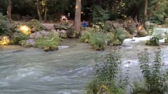 Munich-Englischer Garten (English Garden) смотреть онлайн