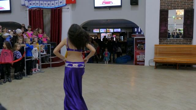 Студия танца АИША. Алина Городинец. Табла соло. смотреть онлайн