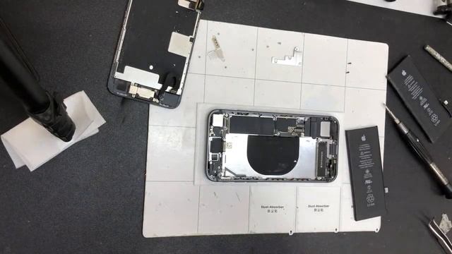 Когда менять батарею на Айфон 8 смотреть онлайн