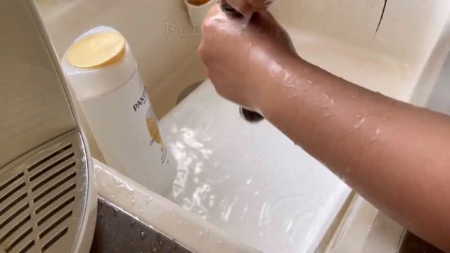 HOW TO USE HAIR FILLER BY FARM STAY | Made in Korea смотреть онлайн