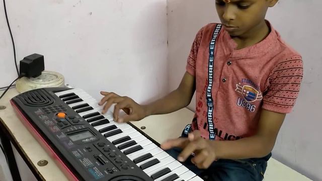 K.G.F mass BGM on Casio sa-78||The world of piano|| смотреть онлайн